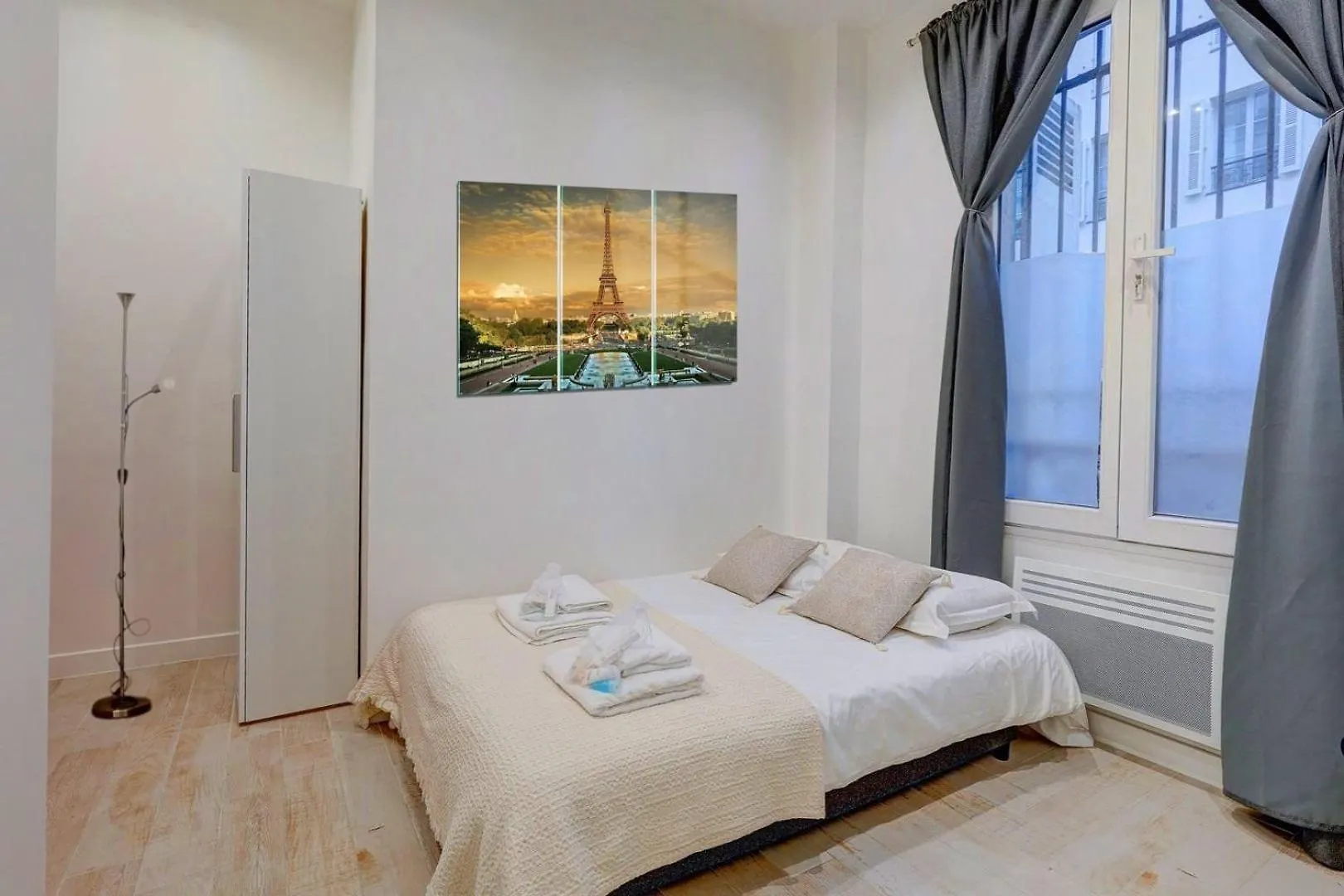 Bluestay 860 - De Charme Paris